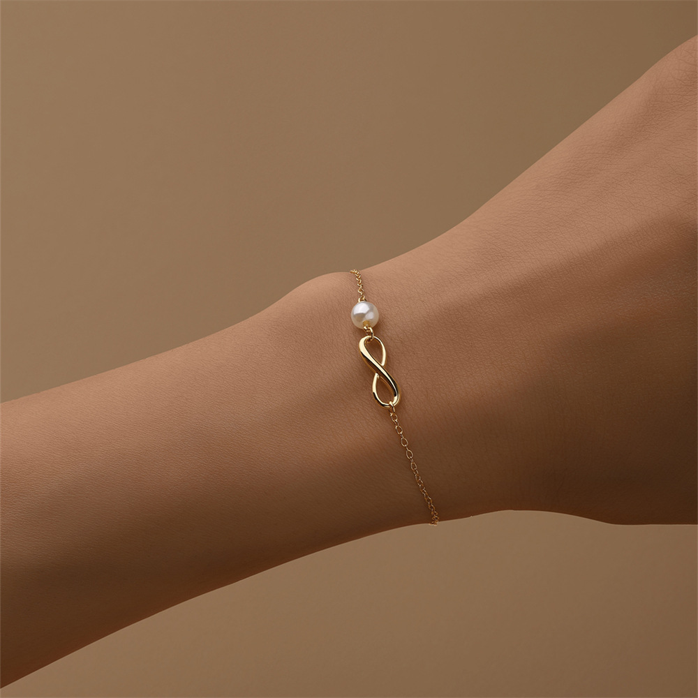 Delicate Freshwater Pearl Link Bracelet with Adjustable Extender