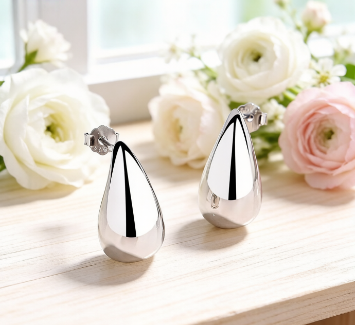 Minimalist Sterling Silver Teardrop Earrings