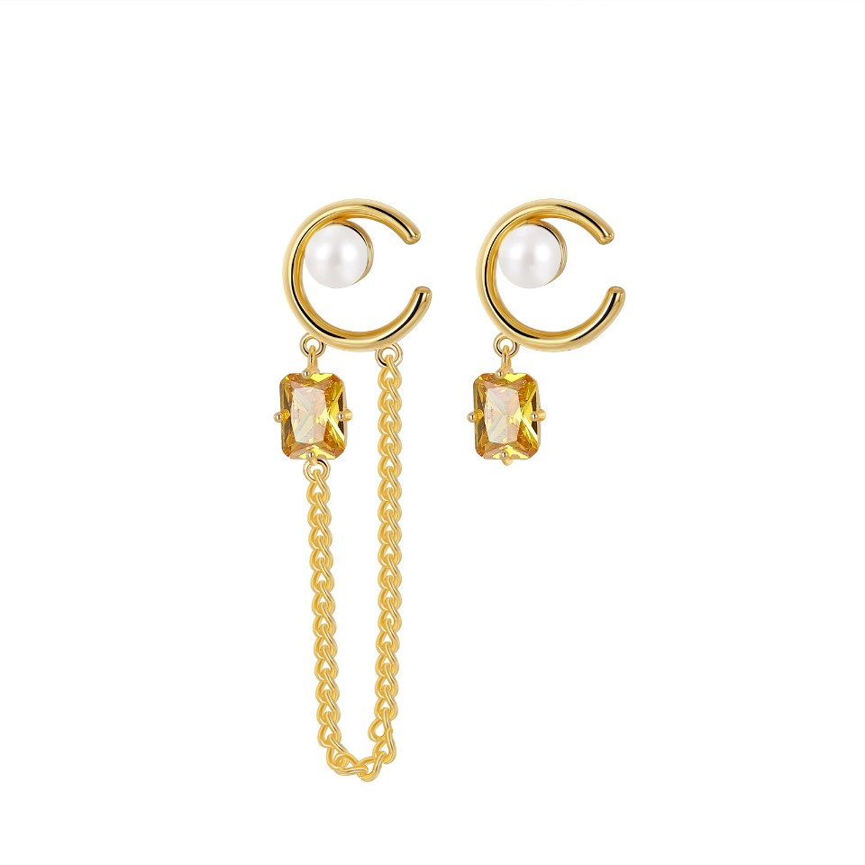 Elegant Gold Filigree Dangle Earrings with Cascading Tassels