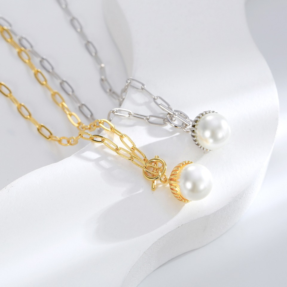Gold-Plated Beaded Cap Pearl Pendant Necklace with Toggle Clasp