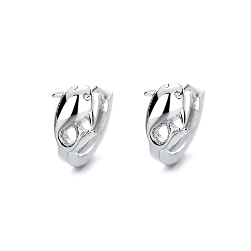 Elegant 925 Sterling Silver Twisted Heart Huggie Hoop Earrings