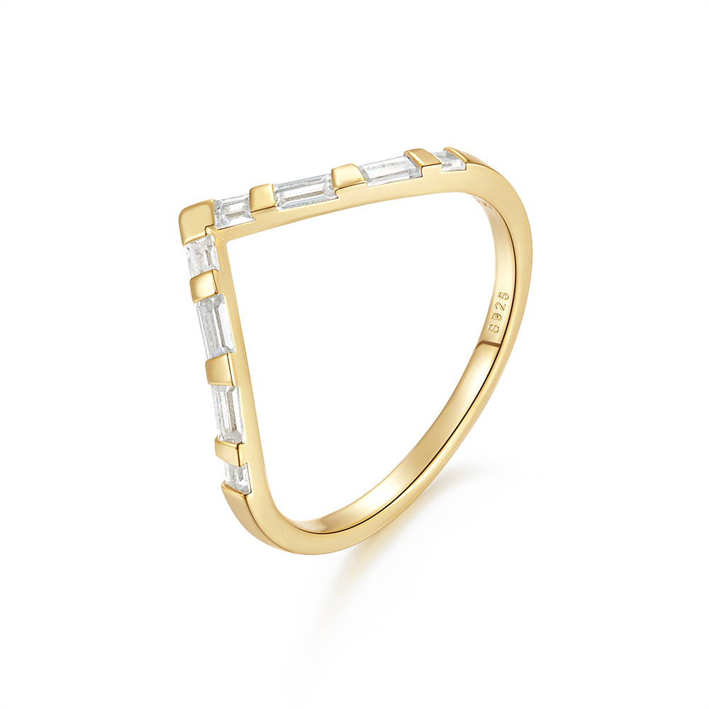 Modern Baguette Cut Half Eternity Ring in 18K Yellow Gold