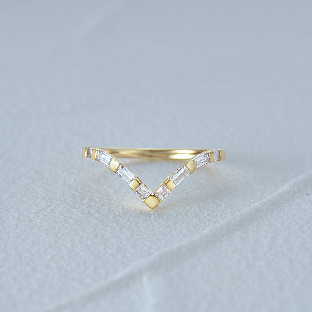 Modern Baguette Cut Half Eternity Ring in 18K Yellow Gold