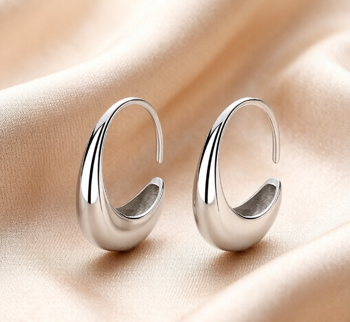 Elegant 925 Sterling Silver Minimalist Waterdrop Huggie Hoop Earrings
