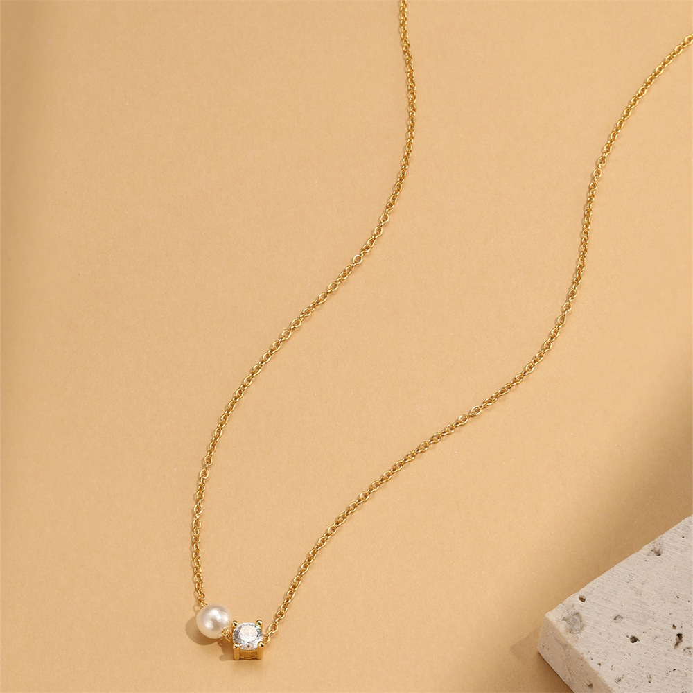 Pearl and Cubic Zirconia Pendant Necklace 