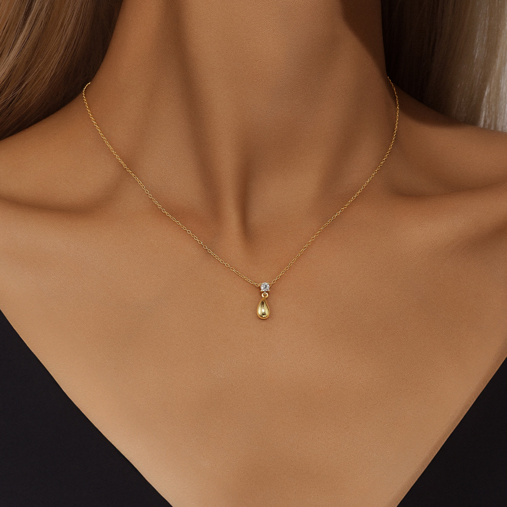 Minimalist Gold-Tone Teardrop Necklace with Cubic Zirconia