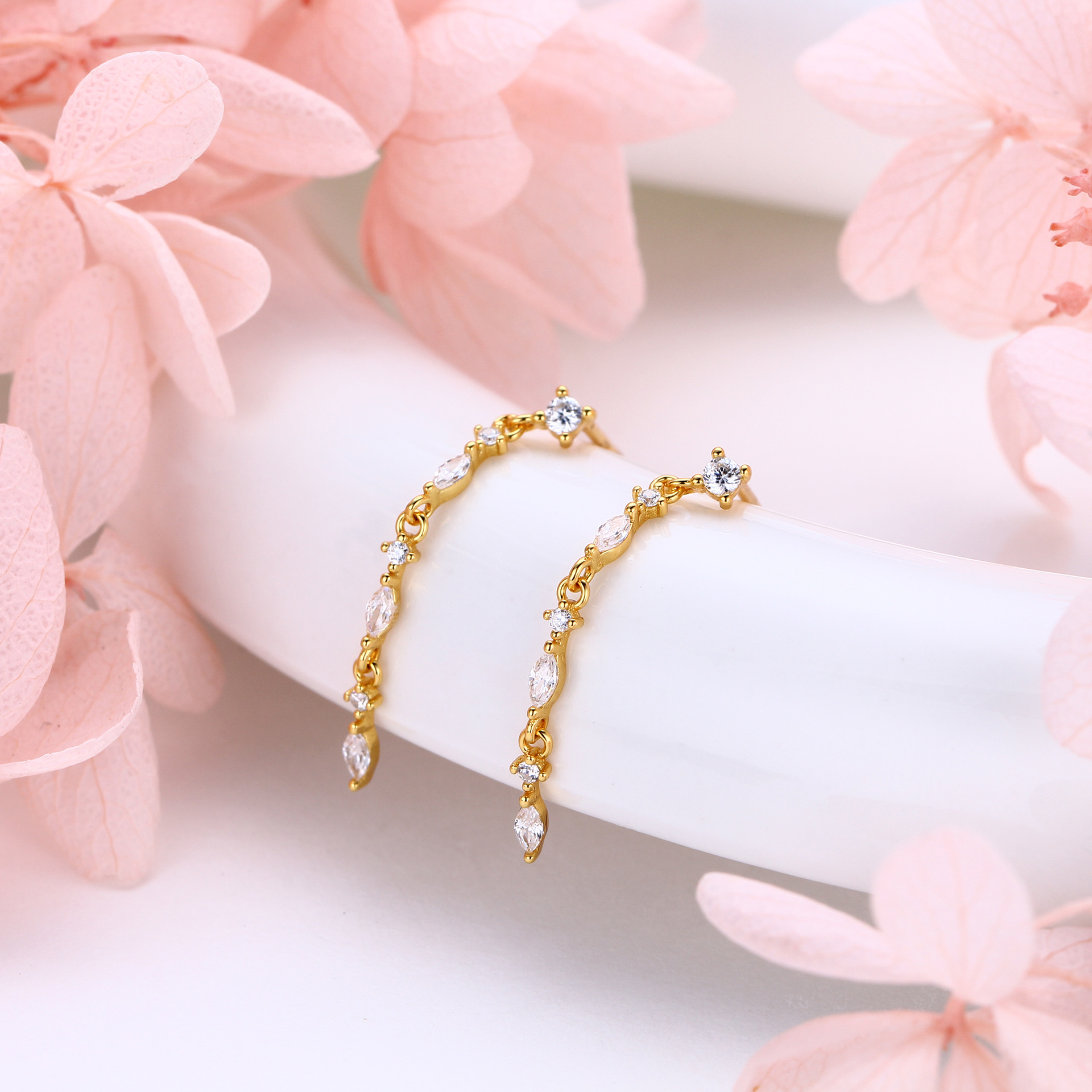 Elegant Gold Long Linear Drop Earrings with Marquise