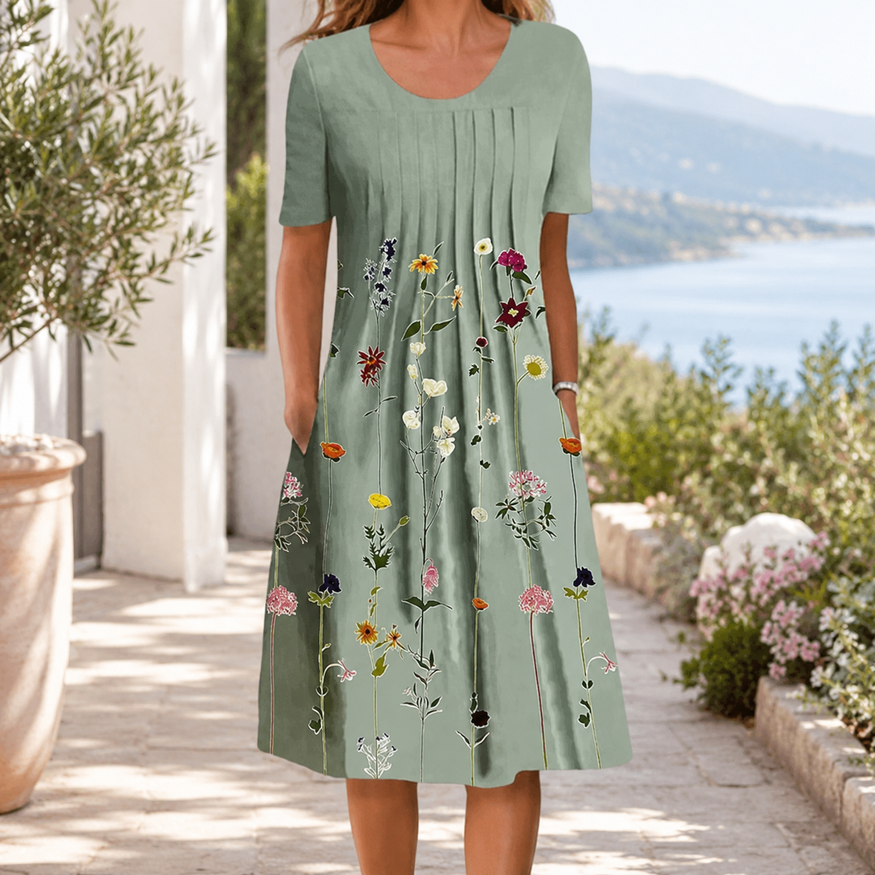 🌸 Luftiges Damenkleid mit floralen Designs und praktischen Taschen