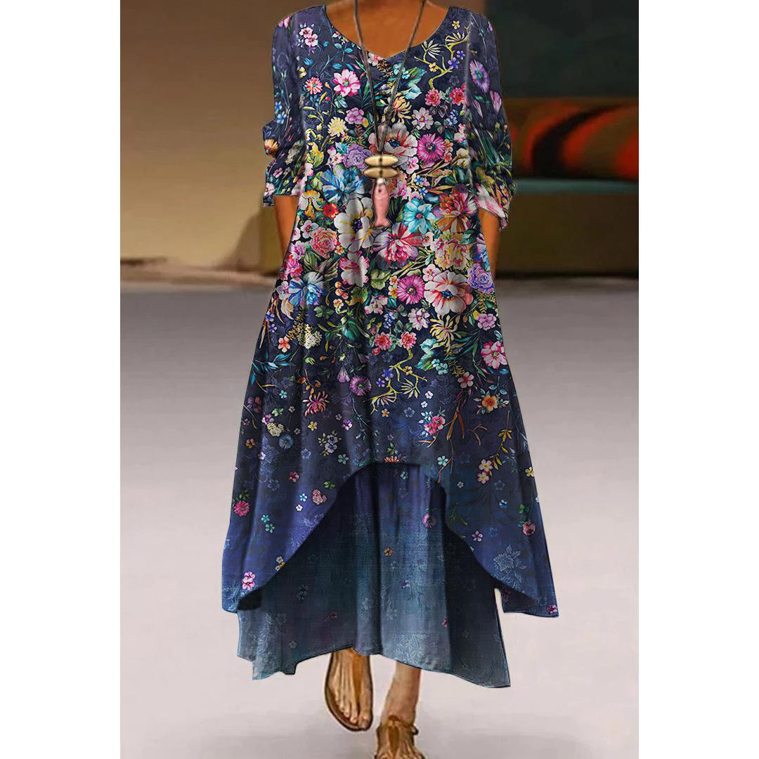 Künstlerisches, schwingendes Blumenkleid von Andrea Serena