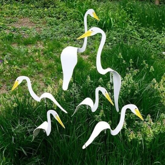 🦩Swirl Bird 🦩A whimsical and dynamic bird that spins with the slight garden breeze