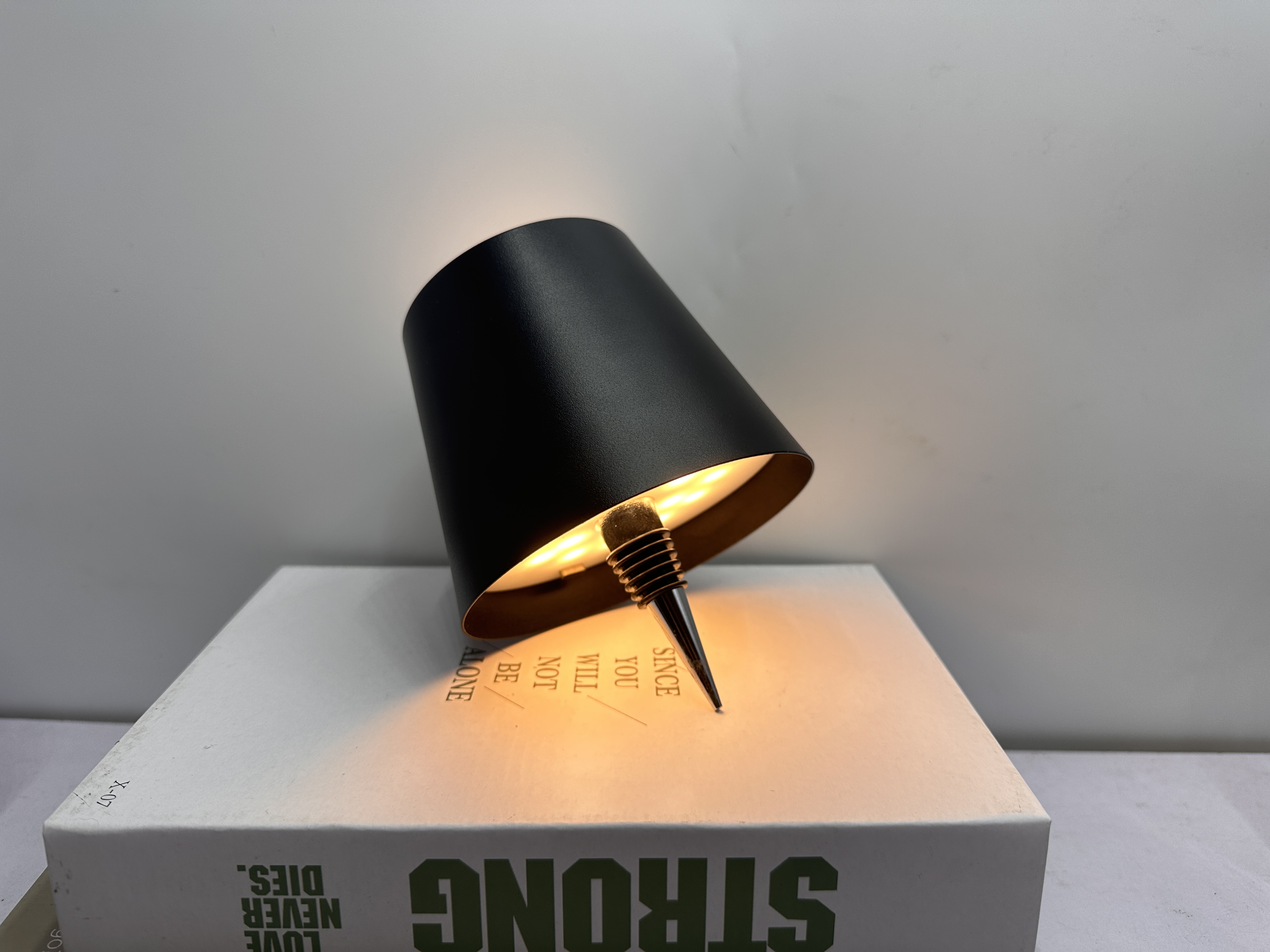 Petodaya™Wireless Wine Bottle Lamp Touch Bottle Light