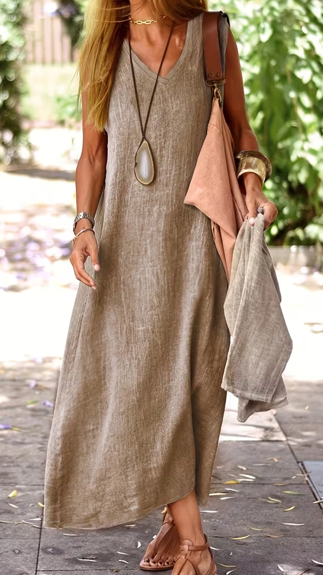 Women's Vintage-effect V-neck Sleeveless Loose Maxi Dress