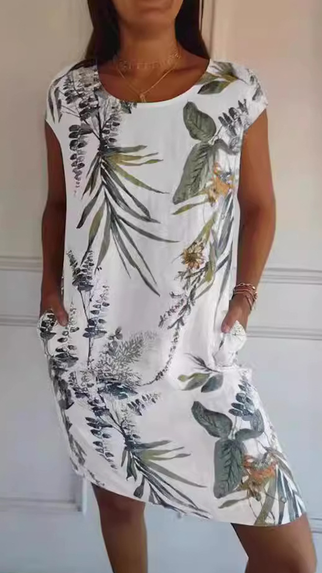 [Copy]Women's Blue and White Porcelain Print V-Neck Loose Ruffled Midi Dress