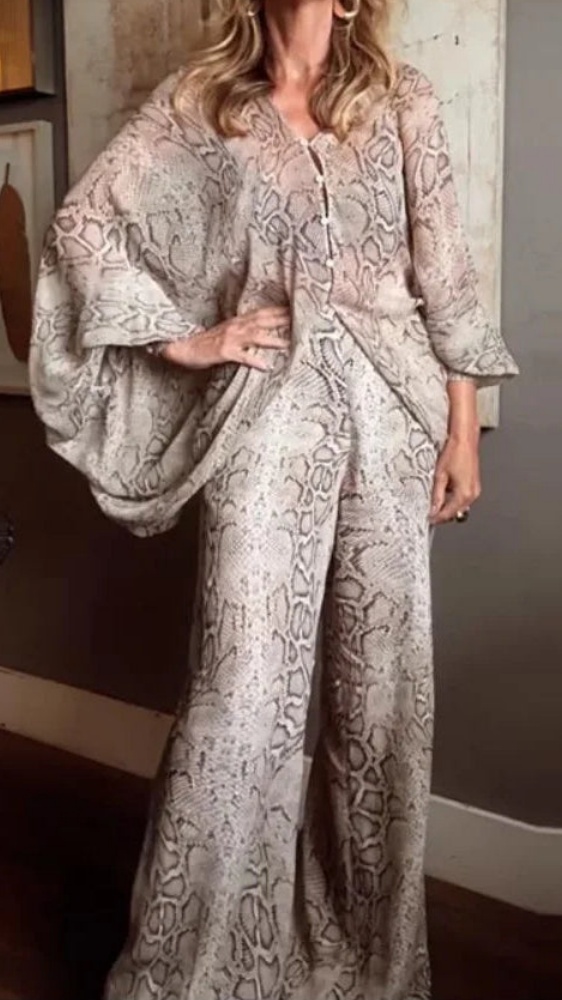 Women's Snake-Print Light Luxury Casual Two-Piece Set