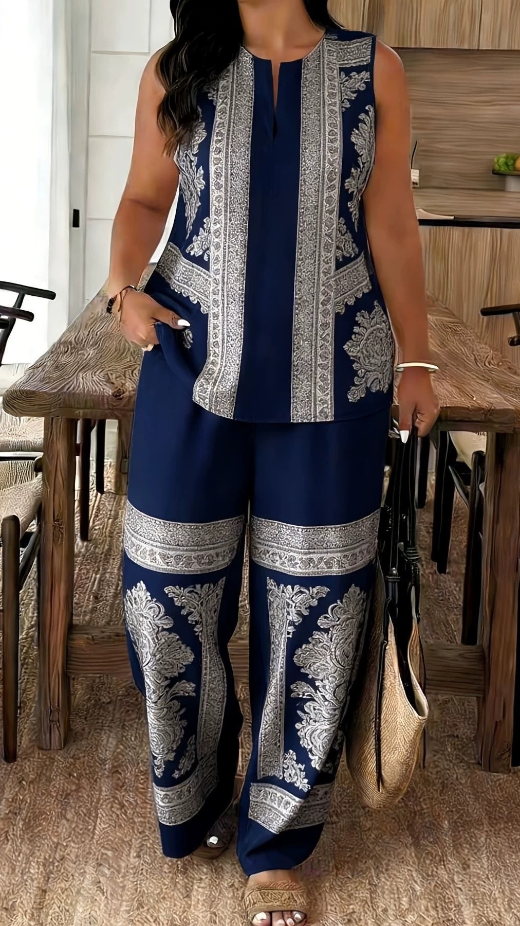 Women's Printed Casual Set with Round Neck and Side Slits