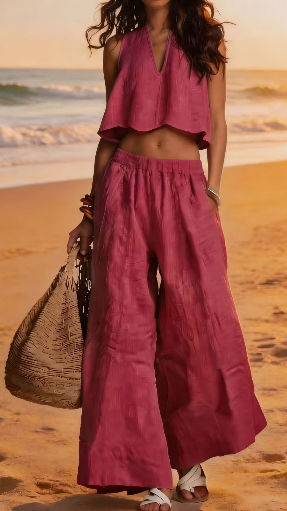 A two-piece linen suit for women, a vacation-style sleeveless top and wide-leg pants