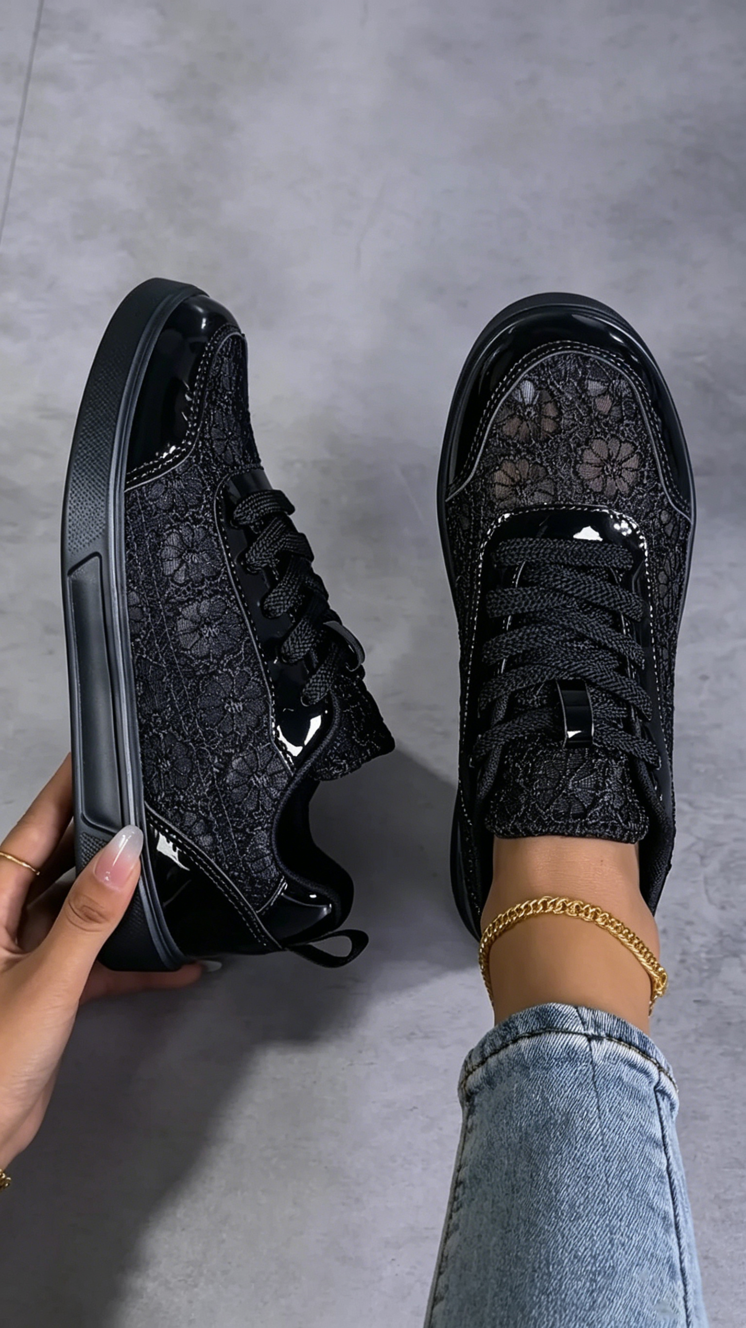 Women's mesh sports sneakers for everyday wear