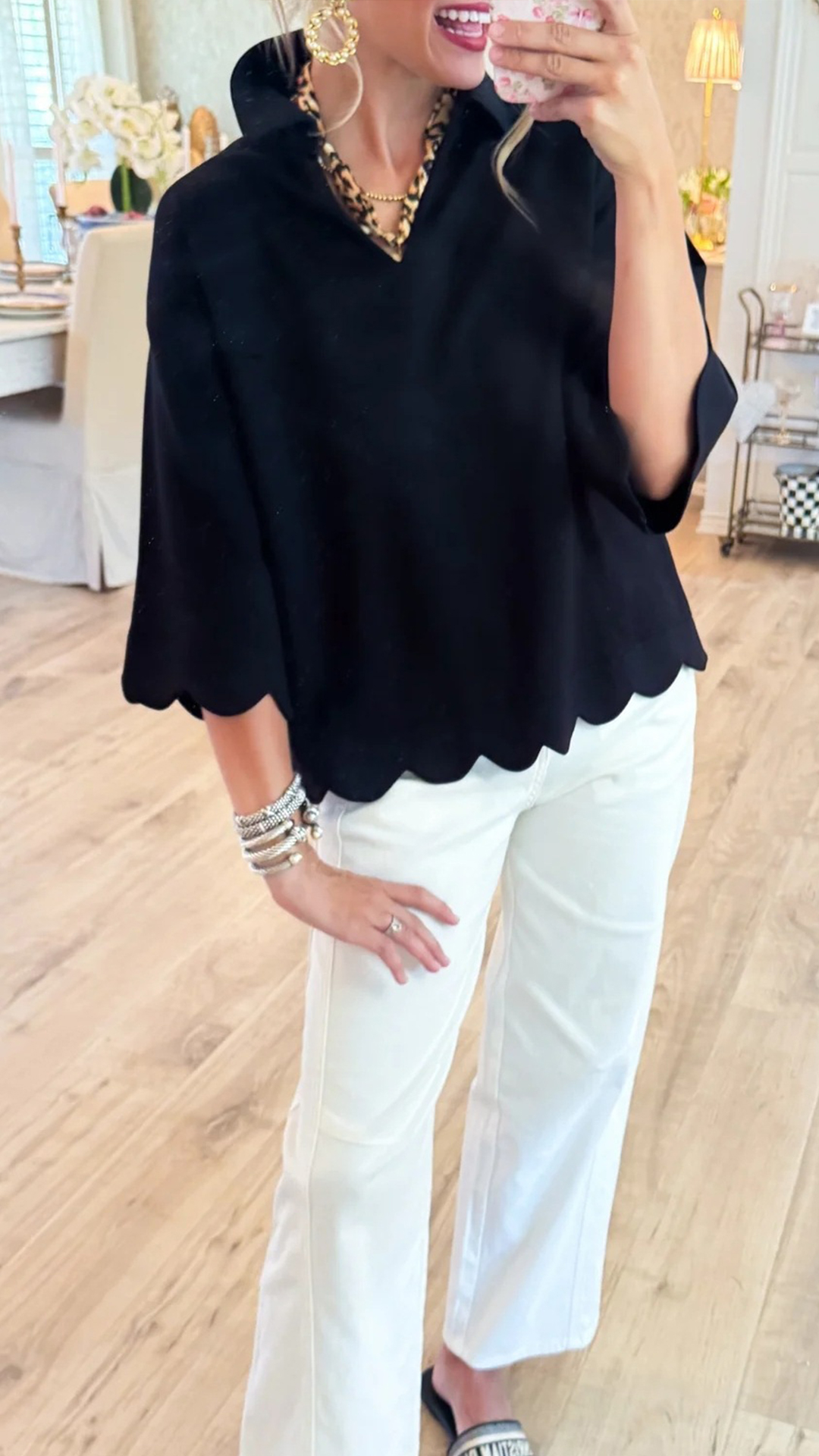 Women's  Scalloped Edge V-Neck Loose Lapel 3/4 Sleeve Blouse