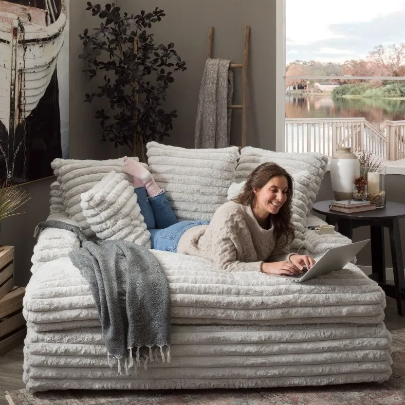 （ Last 49 items）Comfy Upholstered Chaise Lounge Sofa