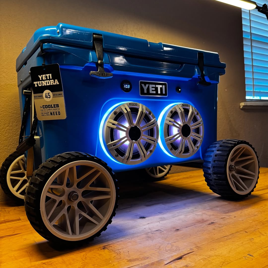 Wheeled Cooler