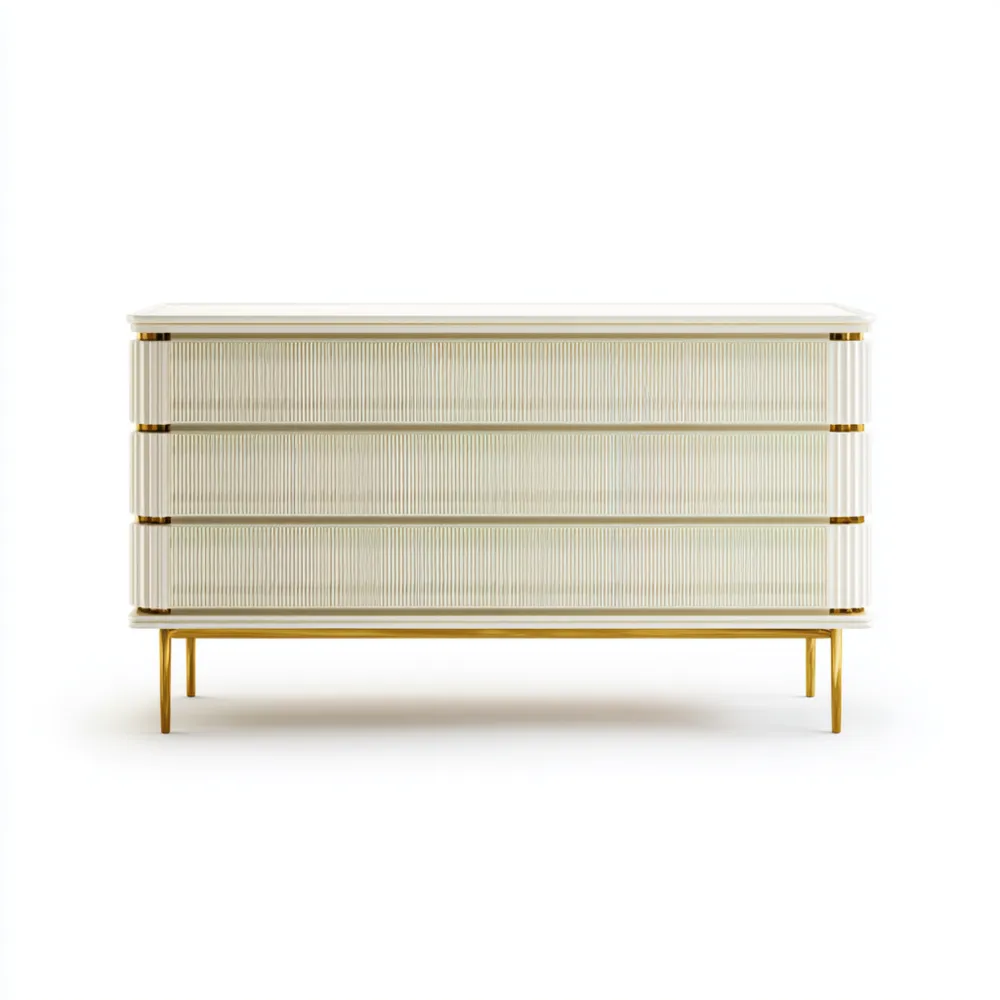 Commode en bois et métal avec finition crème et détails dorés