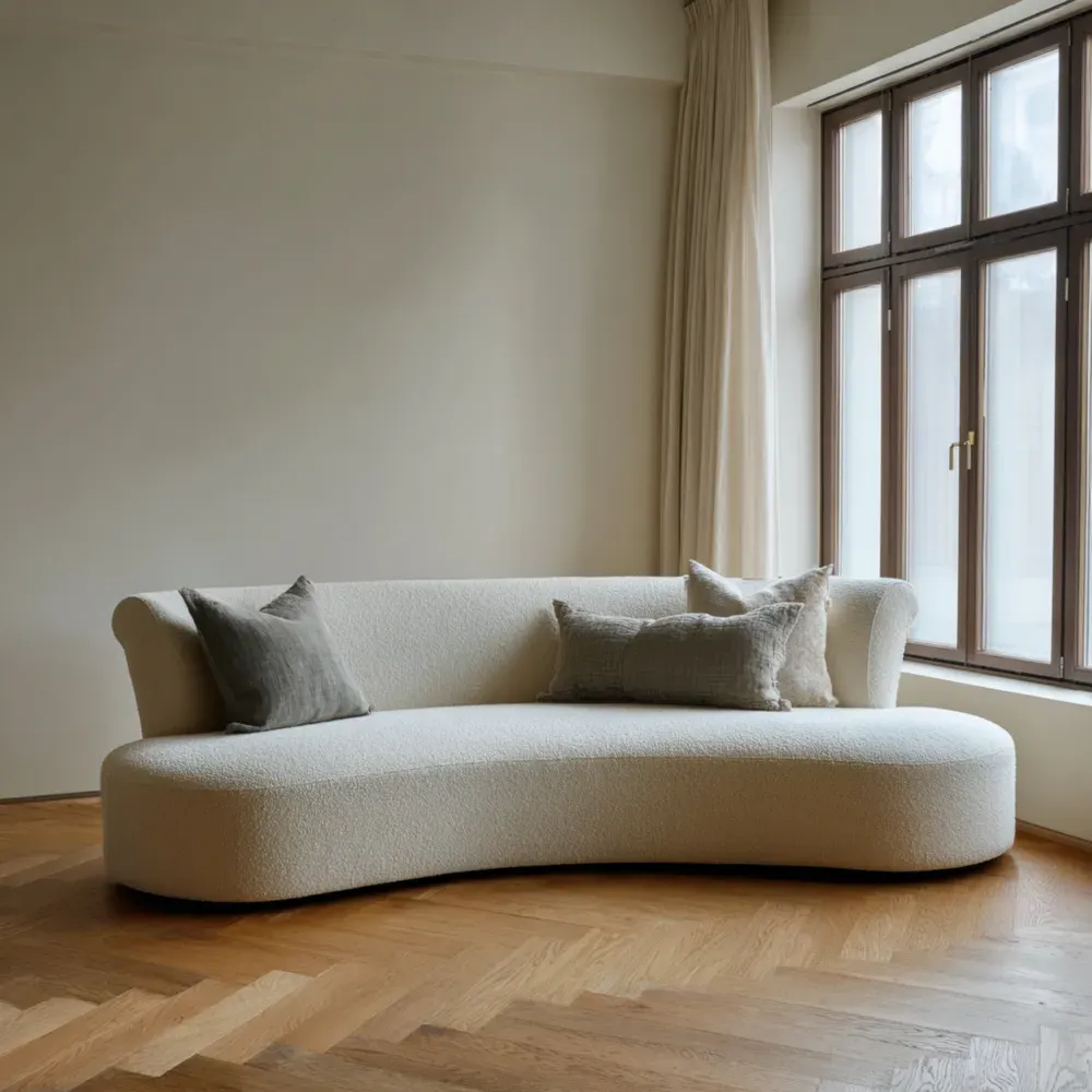 Canapé courbe en polyester blanc cassé