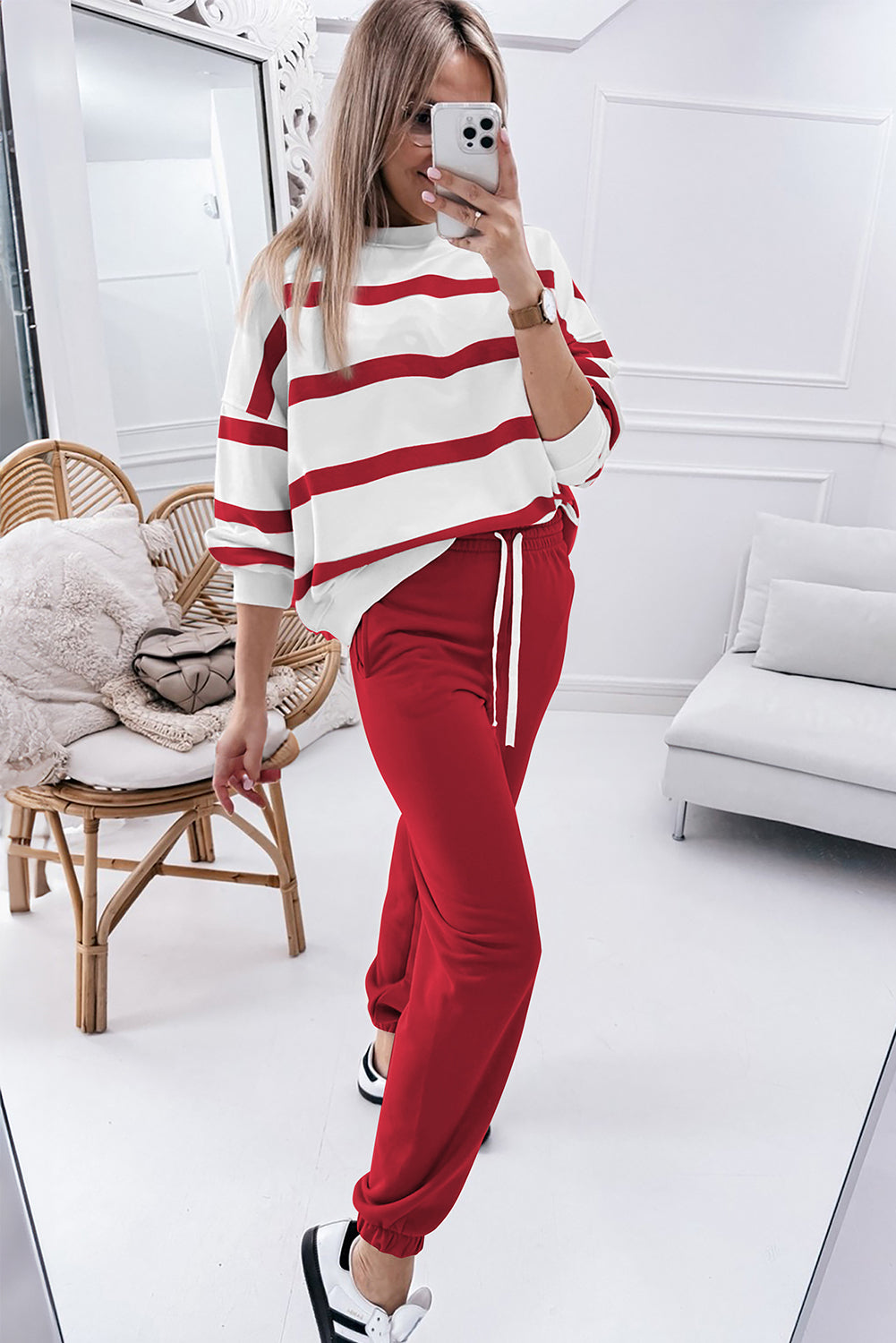 Women's Stripe Drop Shoulder Pullover and Jogger Pants Set-S.fashion