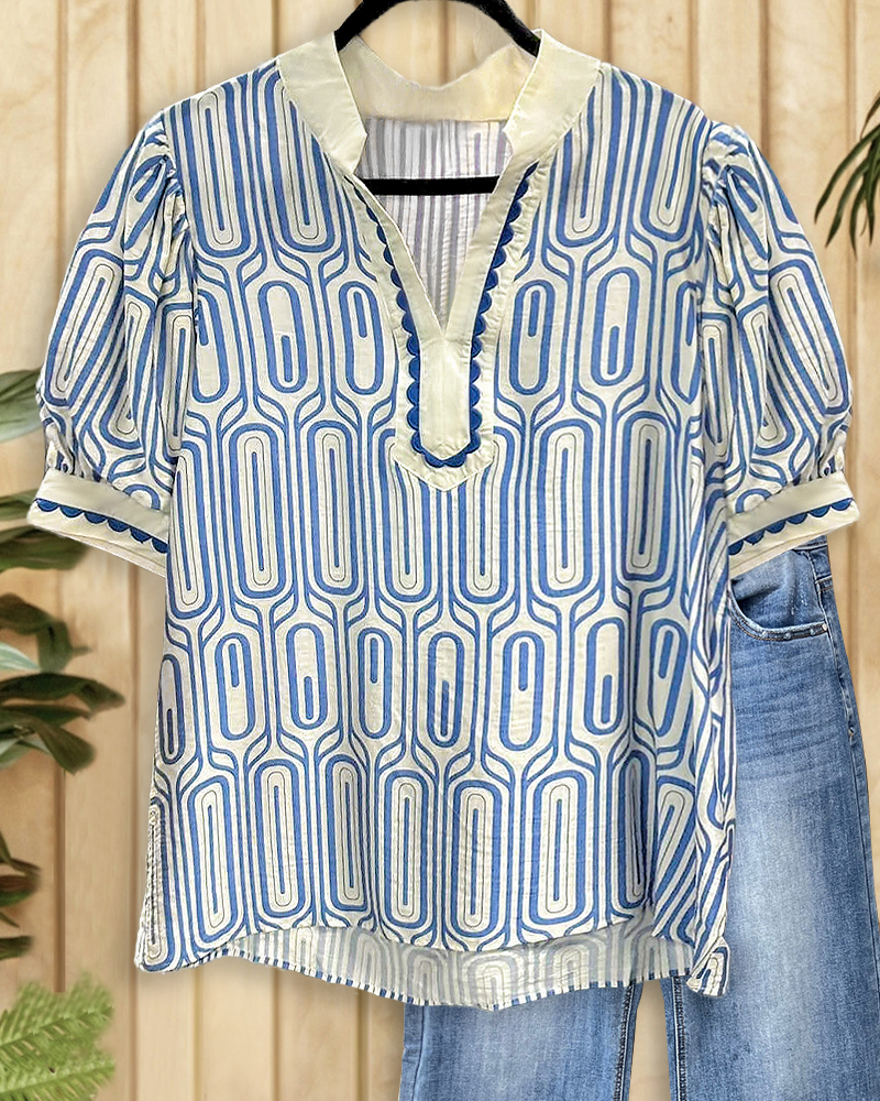 Geometric Print Scalloped Trim Stylish V Neck T-Shirt-S.fashion
