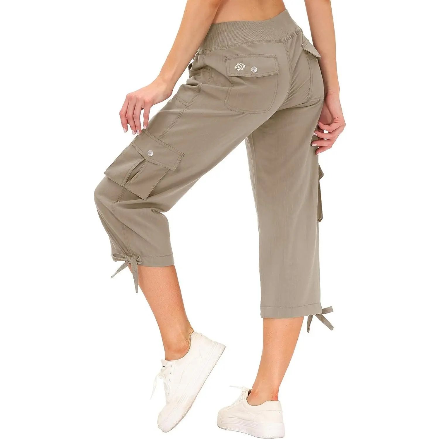 Women's Cargo Capris Hiking Pants Lightweight Quick Dry Outdoor Athletic Travel Casual Loose Comfy Cute Pockets