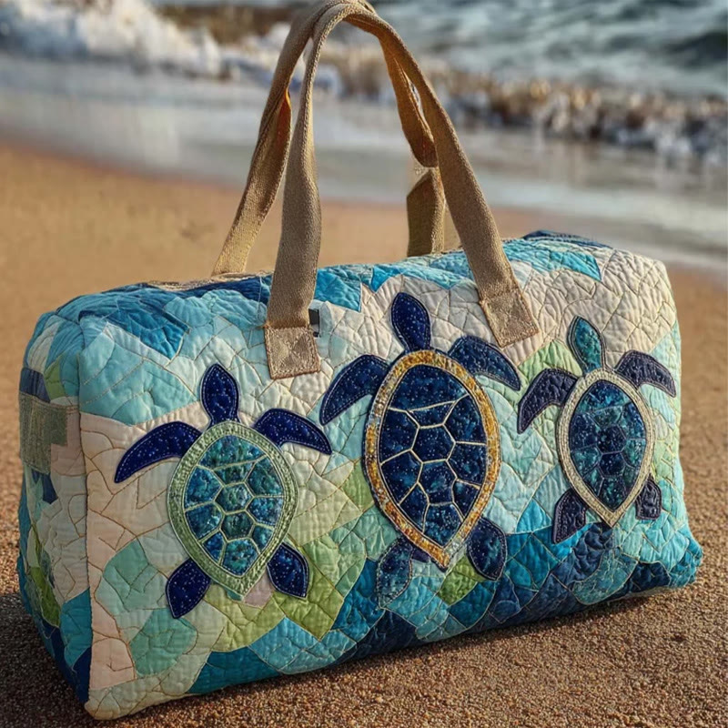 Turtle Mosaic Pattern Print Quilted Duffle Bag