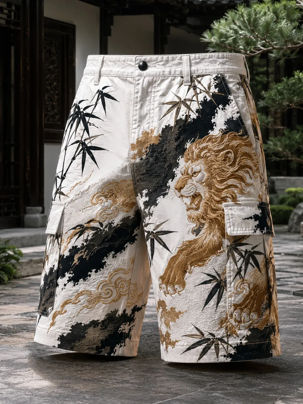 Men's Ink Wash Lion Bamboo Auspicious Cloud Splash Japanese Art Print Casual Shorts