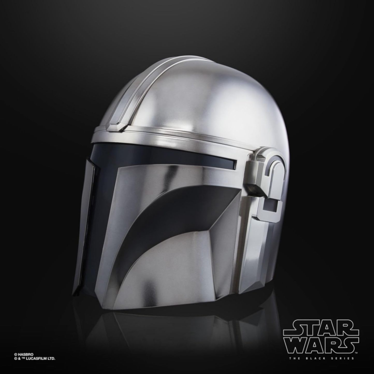 The Mandalorian Voice-Changing Helmet for Adults – Star Wars