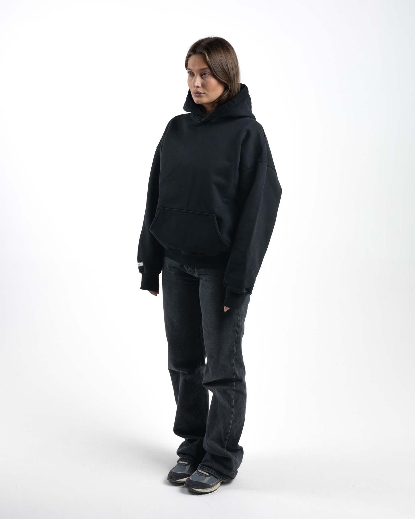 VINTAGE BLACK HOODIE-Fineriform