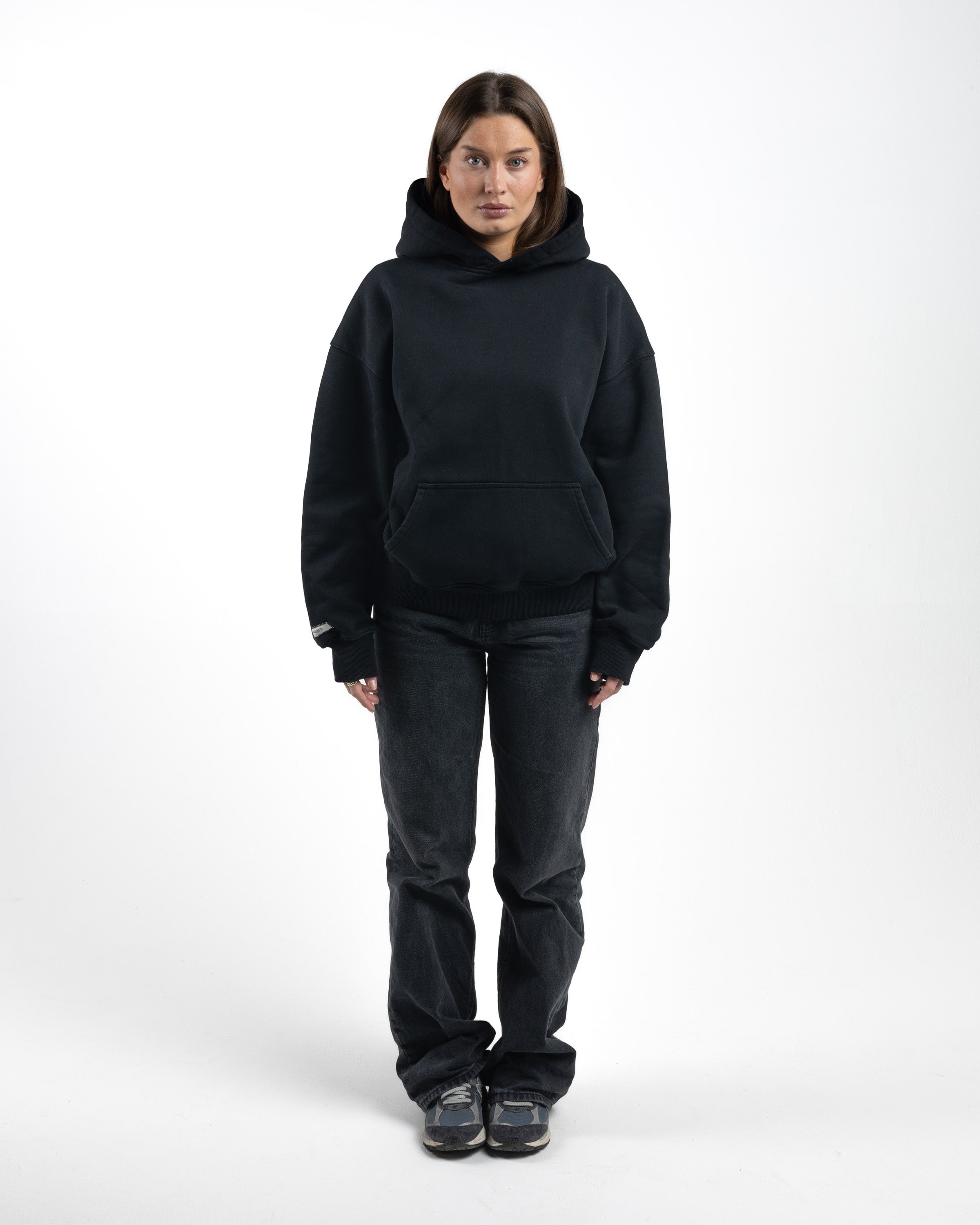VINTAGE BLACK HOODIE-Fineriform