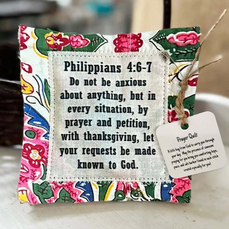 ✝️Best Encouraged And Blessed Gift-Prayer Quilt with cross inside