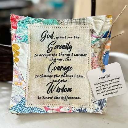 ✝️Best Encouraged And Blessed Gift-Prayer Quilt with cross inside