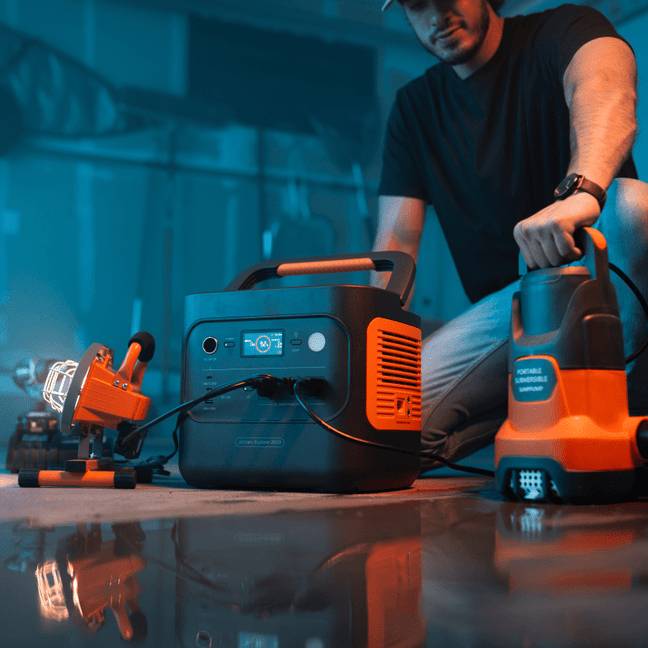 2000 v2 Portable Power Station