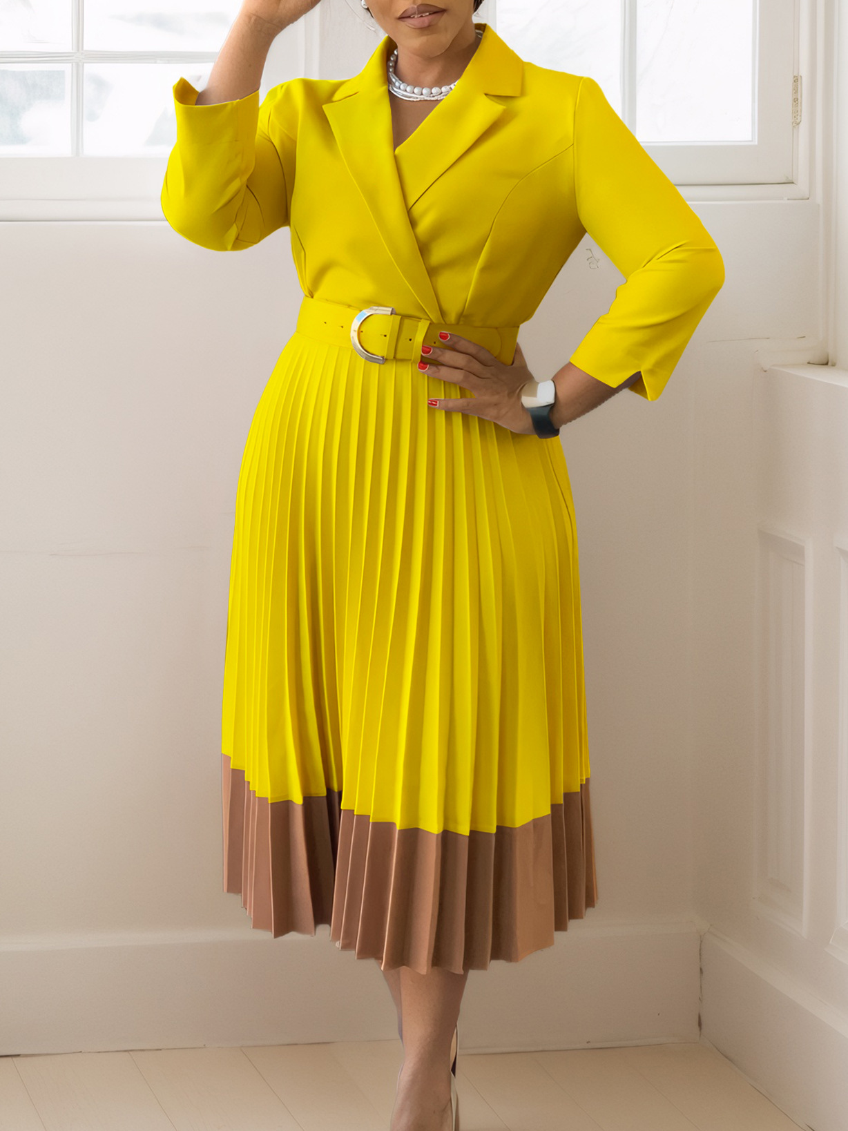 Elegant Colorblock Pleated Hem Midi Dress with Belt 