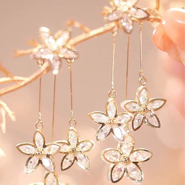 Zircon Tassel Floral Earrings