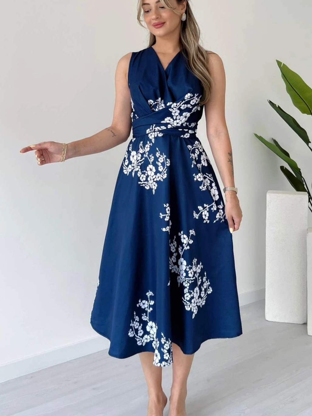Elegant V-Neck Floral Waist Tie Sleeveless Midi Dress (Buy 2 Free Shipping)
