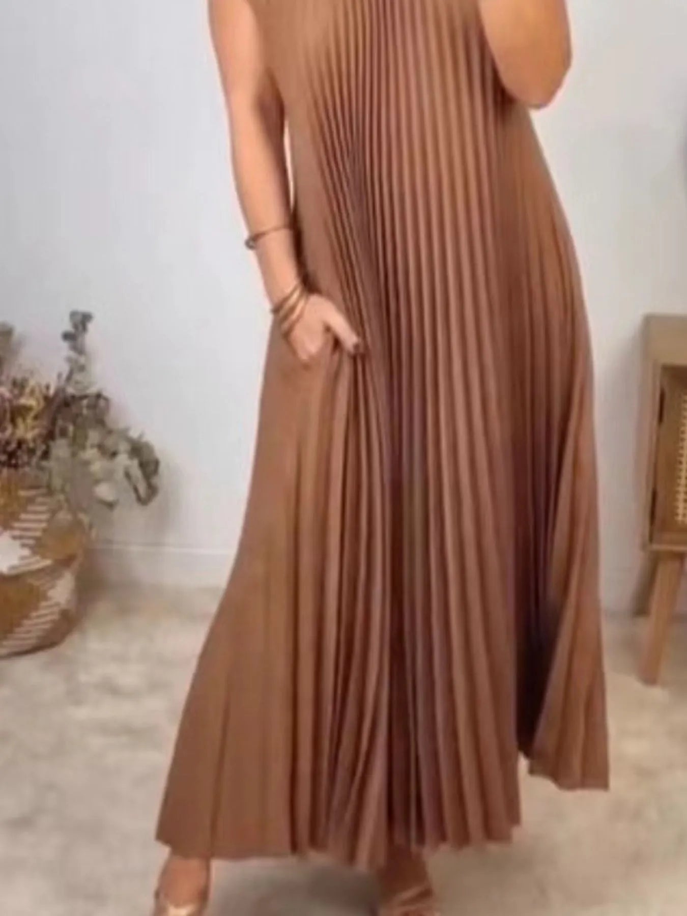 Effortless Chic Flowy Pleated Maxi Dress (Buy 2 Free Shipping)