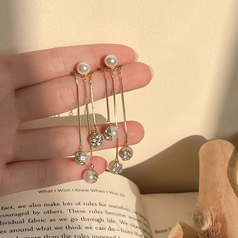 Temperament Pearl Tassel Long Earrings