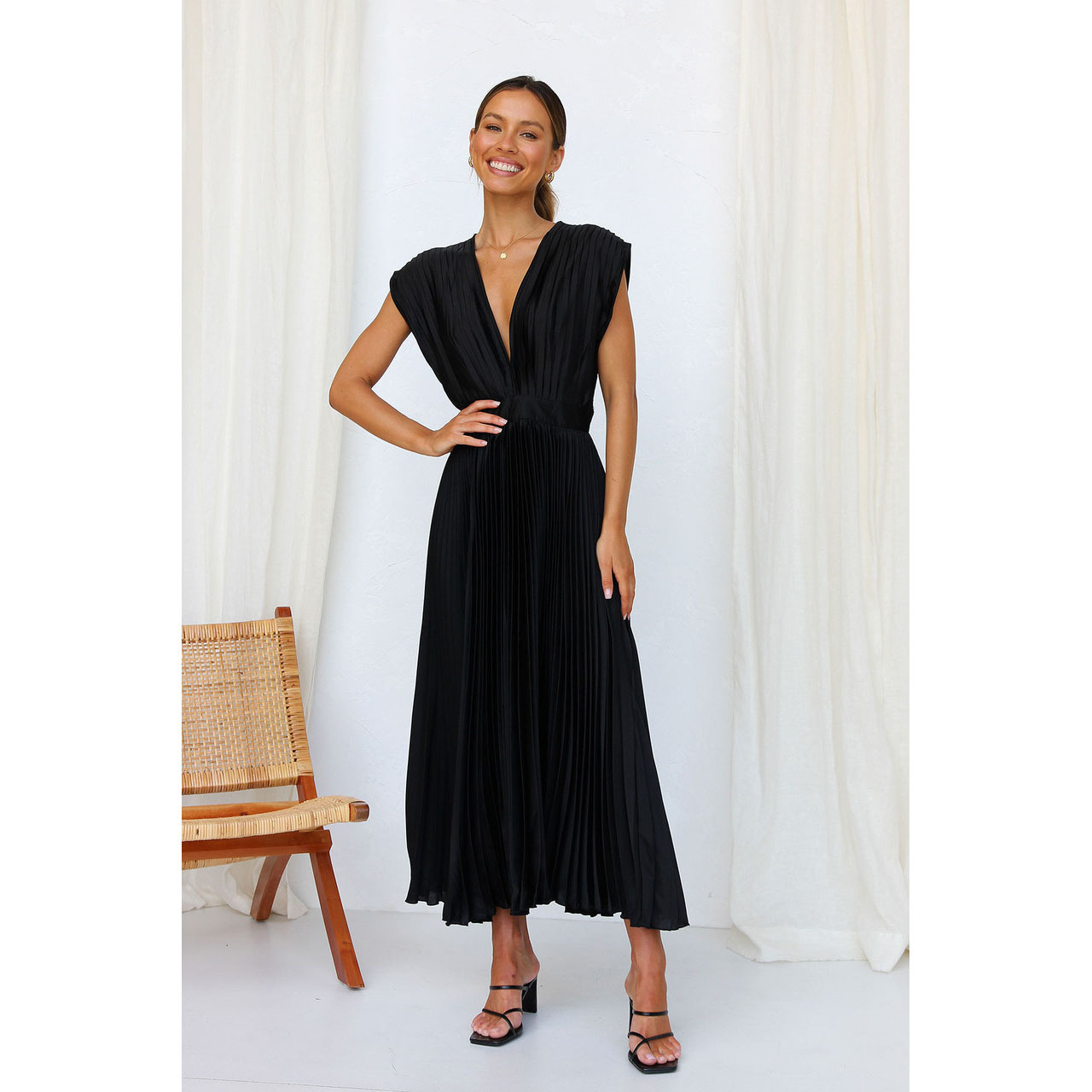 [PL] Pleated Defined-Waist Open-Back Midi Dress