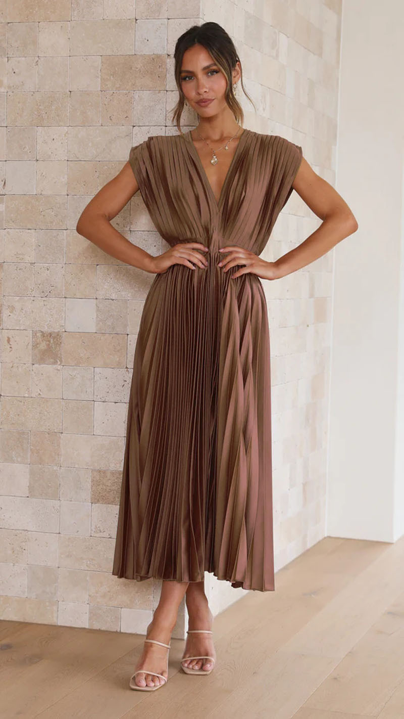 [PL] Pleated Defined-Waist Open-Back Midi Dress