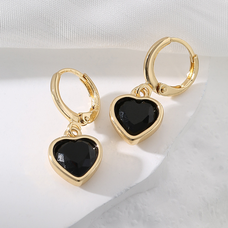 Zirconia Heart Pendant Earrings with Gold Clasps