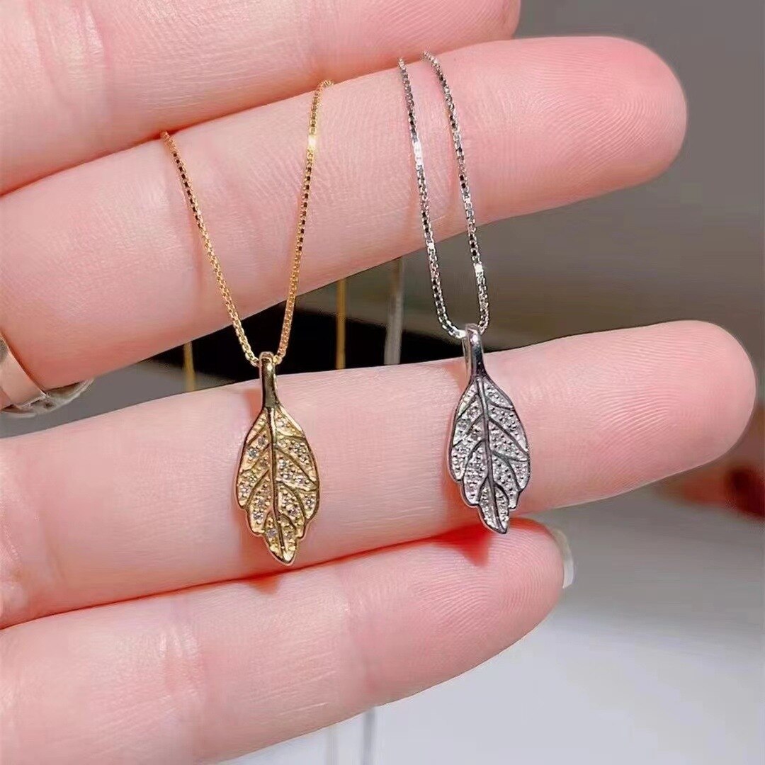Sparkling Natural Leaf Pendant Necklace