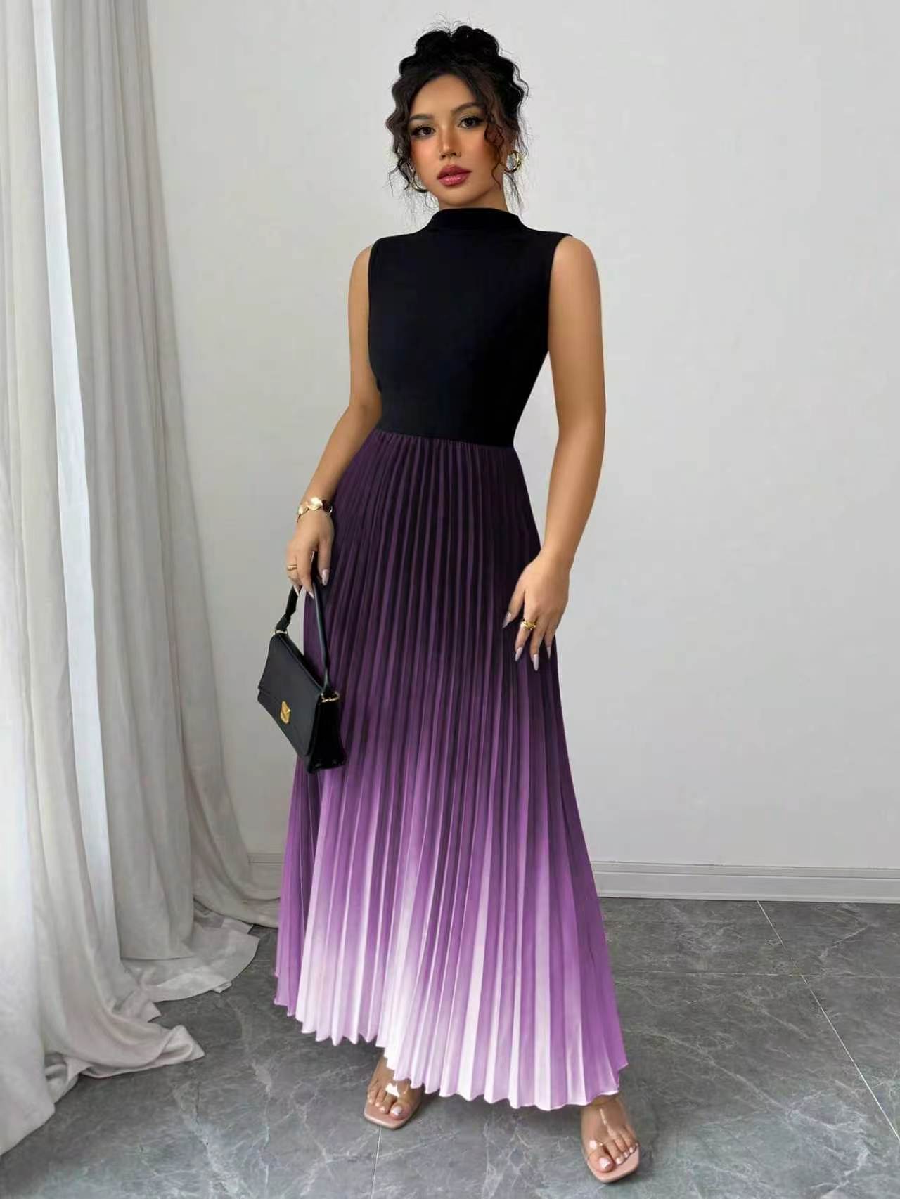 Elegant Ombre Pleated Sleeveless Maxi Dress