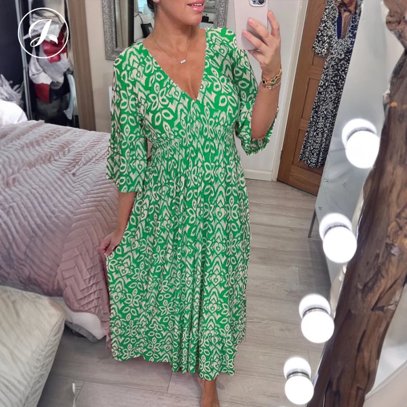 Last Day Promotion❤️Bohemian Casual Print V-neck Shirred Dress(Buy 2 Free Shipping)