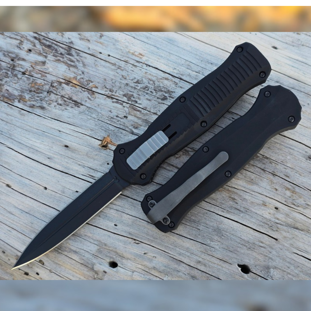 ⚡Last Day 70% OFF丨Butterfly 3300BK Infidel OTF Automatic Knife - Black/White D2 Plain Edge