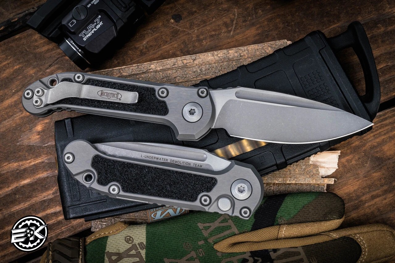 🔥MT D2 Steel Folding Knife with Pocket Clip – Non-Slip Aluminum Handle & One-Hand Deployment for Outdoor Camping and Fishing.